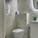 En